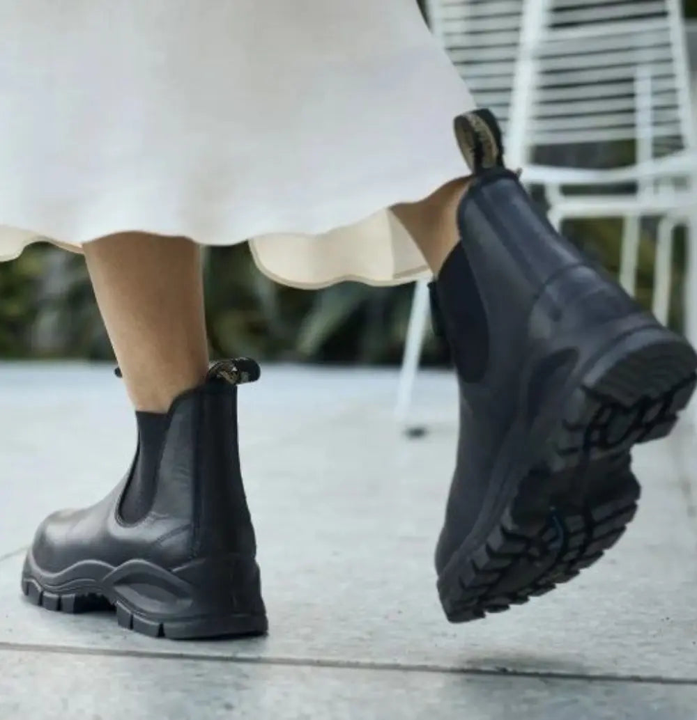 2240 - Black Boots