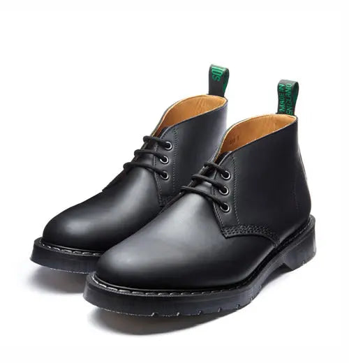 Solovair 3 Eye Chukka Boot - Black Greasy