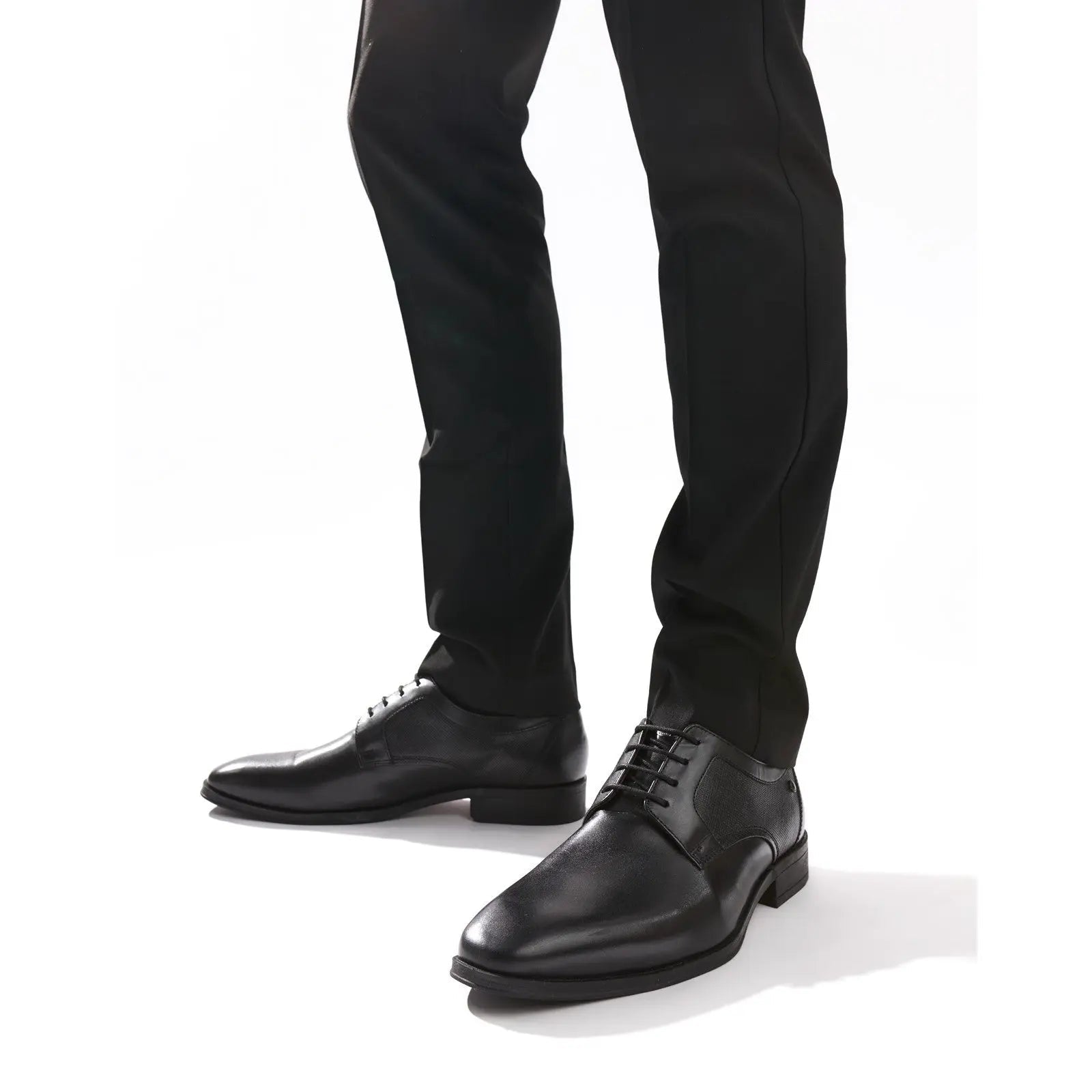 Dome Lace Up Shoe